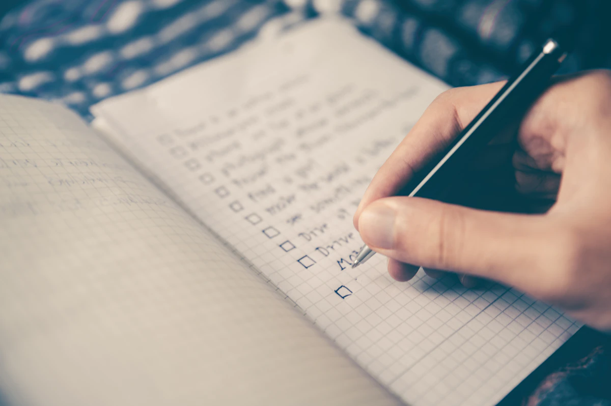 A focused workspace with a timer instead of a phone — the goal of the system